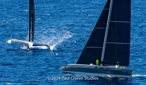 Zoulou-crossing-Argo-